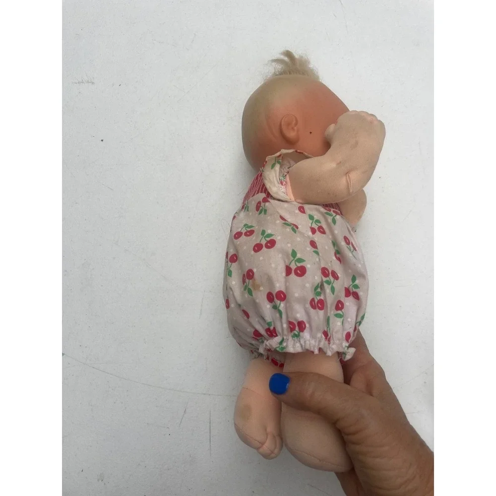 Magic Nursery Baby Newborn Doll Mattel‎ 1989 Cherry Outfit 14